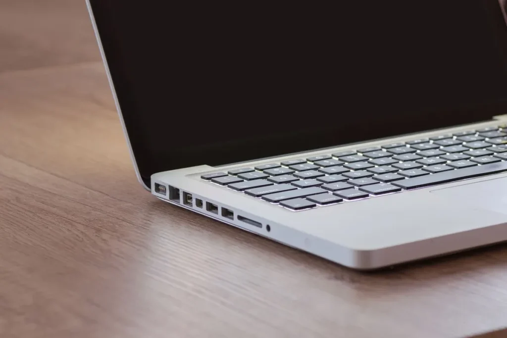 Notebook a domácí síť s NAS